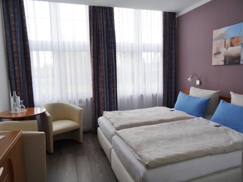 Landhotel Alte Schule - Hotel Garni Schillig Δωμάτιο φωτογραφία