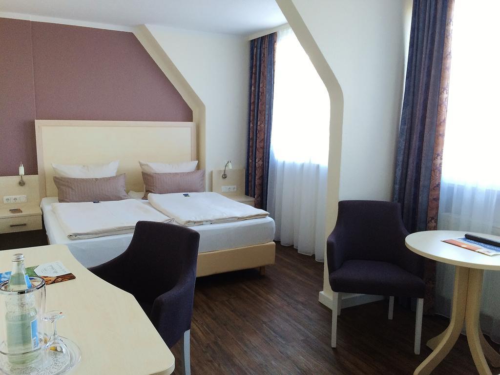 Landhotel Alte Schule - Hotel Garni Schillig Εξωτερικό φωτογραφία